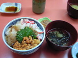 うに・かに・ホタテ丼!