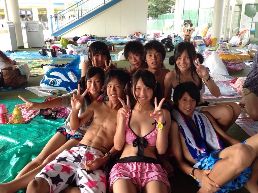 facebookやtwitterに水着画像載せてる素人女★３YouTube動画>1本 ->画像>678枚 