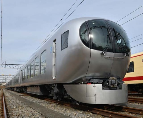 西武鉄道 “Laview”001系 ついに公開 : モデラーな日々 とれいん