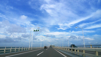 L1050892