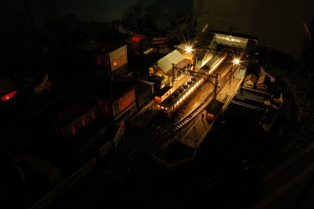 鉄道模型、プラモデル ジオラマ作成時のLED照明などを扱っている