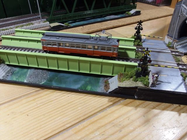 OLY74913_R.jpg