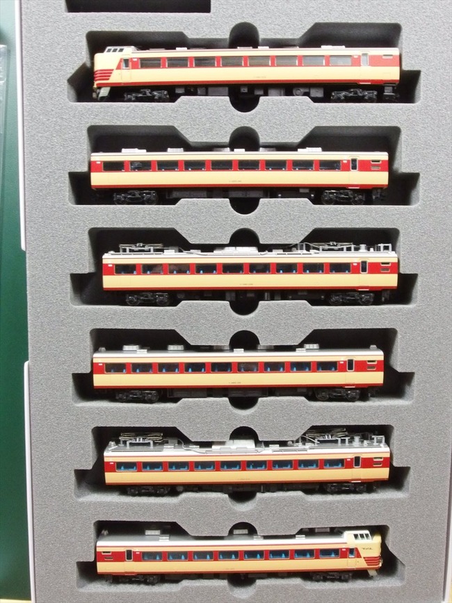 OLY03747_R