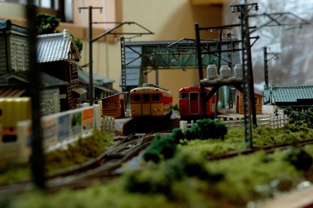 画像レイアウト駅進入_R