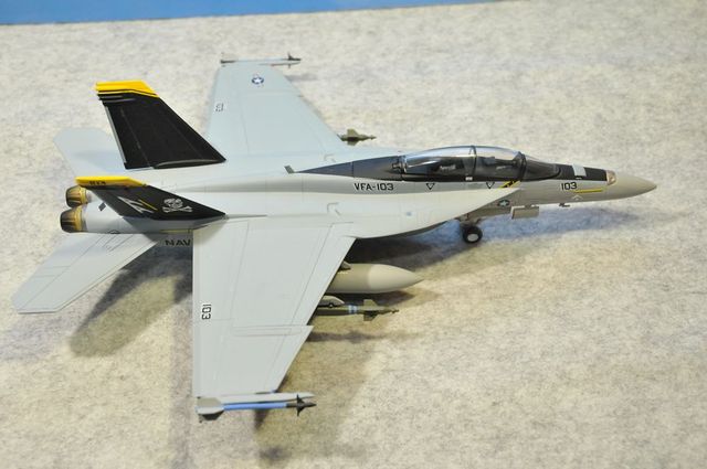 DSC_7986_R.jpg