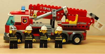 LEGO 消防車前記念撮影_R