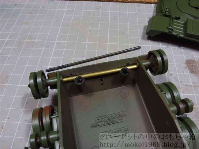 OLY77697_R