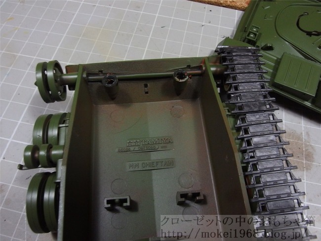 OLY77695_R