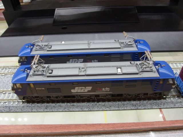 OLY21615_R.jpg