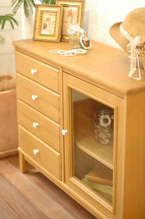 モモナチュラルMOREシリーズキャビネット