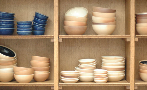 出西窯の手作り陶器ボトル 約15cm 茶色と金色 出西窯の手作り陶器ボトル 約15cm 茶色と金色（出西窯）