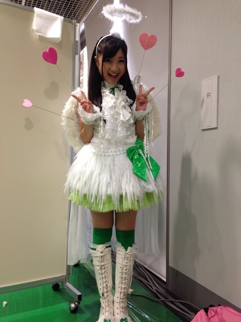 m2014_08_16_a_momoka03