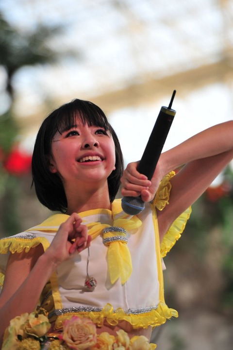 news_large_momoclo_8796