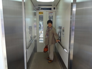 駅エレベーター3