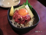 炙りユッケ