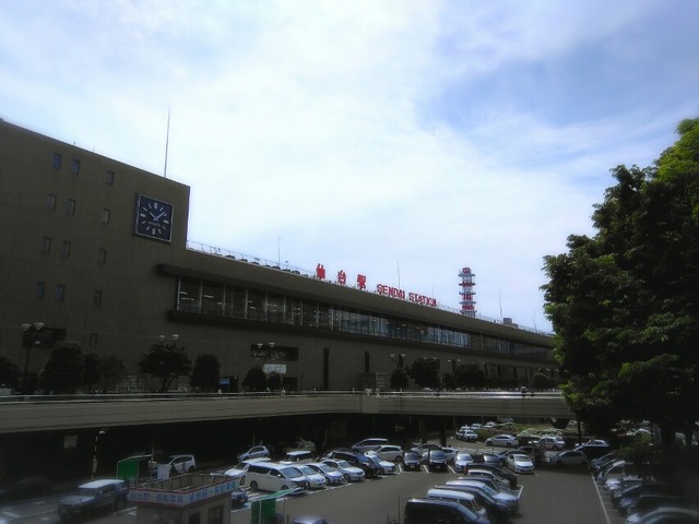 18-06-18-23-28-07-656_deco