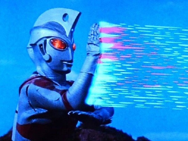 メタリウム光線⑦