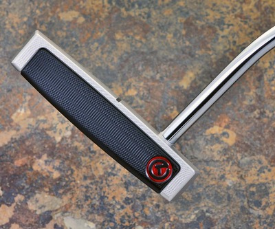 2015_A030245_futuraX7m2775_main2-1405