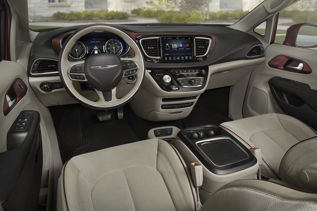 005-chrysler-pacifica-1