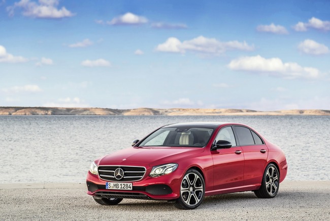 2017-Mercedes-Benz-E-Class-16