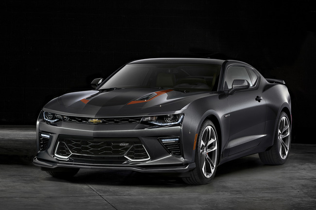 2016_Chevrolet-Camaro-50th-Anniversary_01
