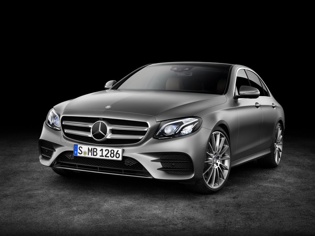 2017-Mercedes-Benz-E-Class-47
