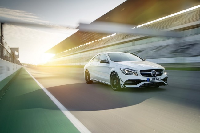 2017-Mercedes-CLA-14