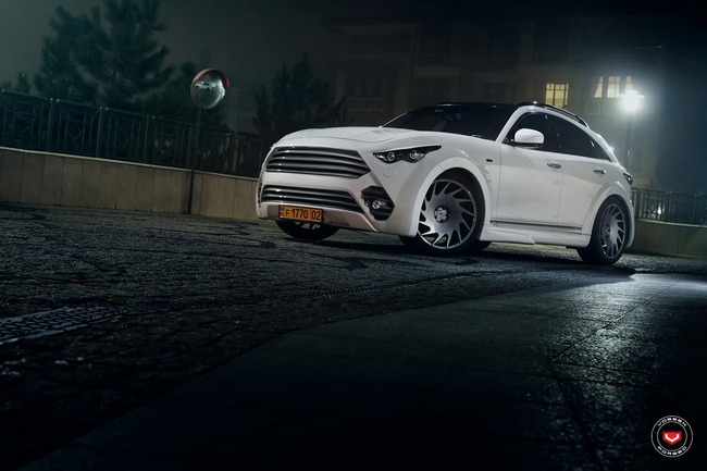 vossen-renegade-infiniti-qx70-11