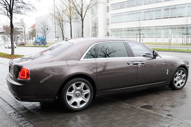 【新型車情報】ロールスロイス