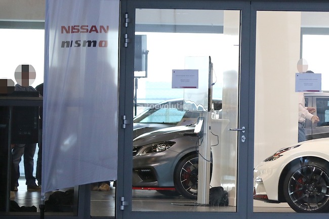nissan-pulsar-nismo-spied-undisguised_1
