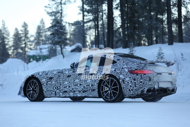 mercedes-amg-gt-r_13