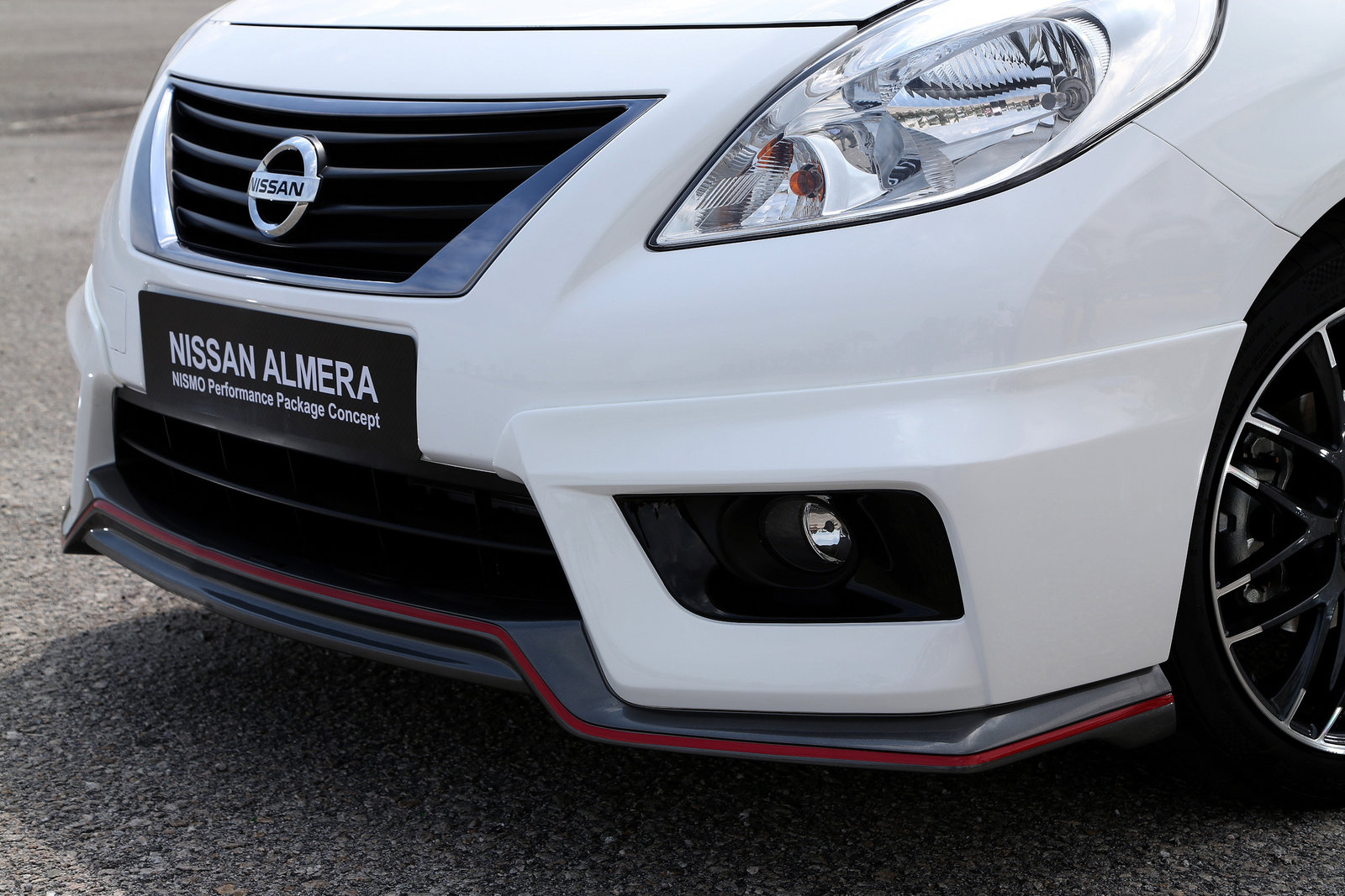 Nissan almera paul tan