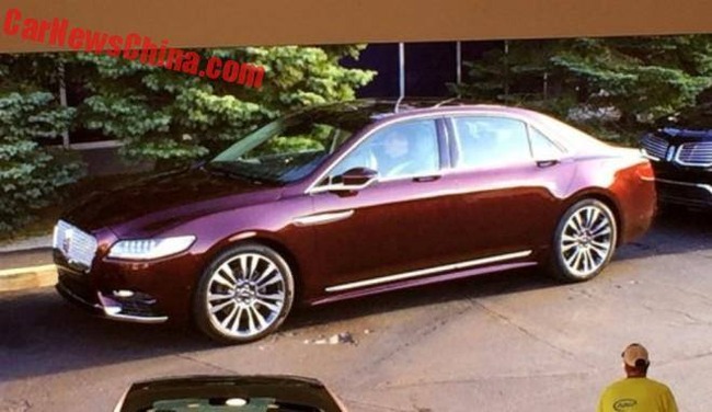 2017 Lincoln Continental_1