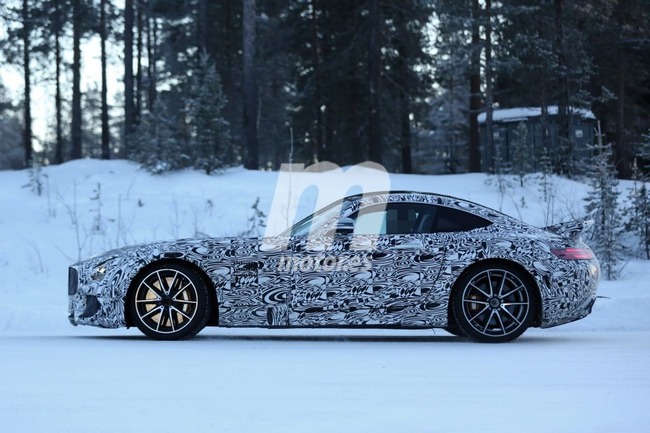 mercedes-amg-gt-r_11