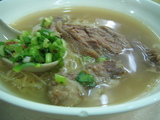 牛肉入り麺