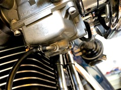 h30.12.24②フロートボウルのボルト