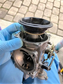 h30.5.15㉘ピストンバルブ取付け