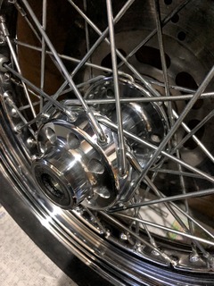 25㉓Ｆホイール磨き01