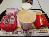 マクドナルドでサクッと。(^^;)