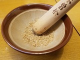 ゴマをする…いや、本物の胡麻をする。