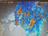 台風がこれから通過するのに…。ホントアホな上司達だね。