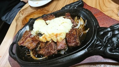 19399845_1419711401445728_7722599936261119868_n