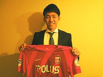 遠藤航 湘南ベルマーレより完全移籍加入 : マッチ棒の赤い諸々