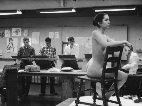 e-nude-model
