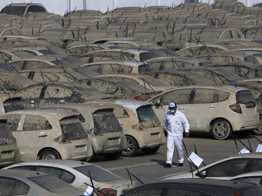 honda_destorys_cars_640_04