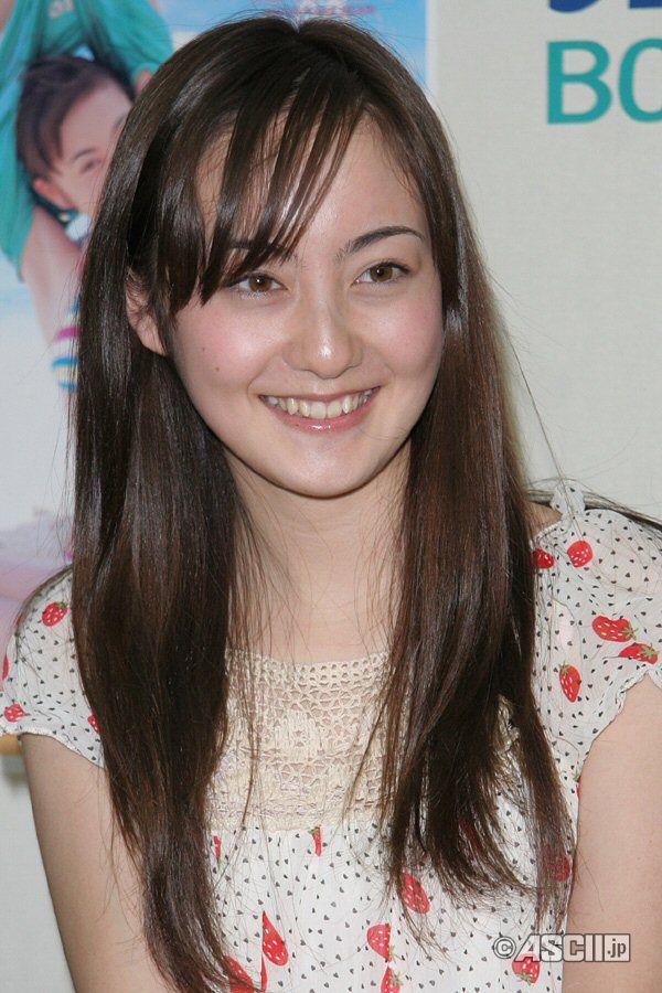 aaa09_c_600x900
