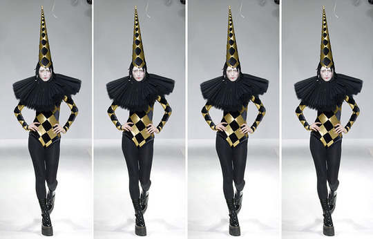 pata-de-bode-do-gareth-pugh
