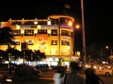 夜の国営百貨店