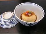 蒸し物、ジャガイモの中に豚の角煮