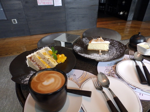ケーキとドリンク7700円
